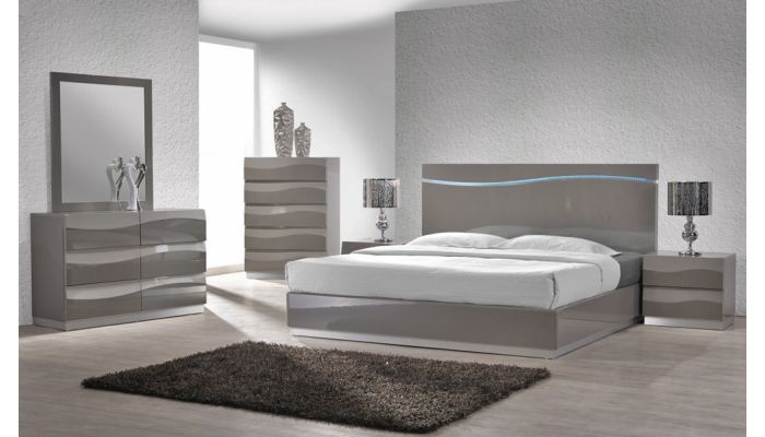 Enzo Grey Lacquer Bed With Led Lights From single and double beds with slatted frame to bunk beds for kids or stylish futons for your guest bedroom, our range of beds includes wooden, metal, with four poster as well as leather frames. enzo grey lacquer bed with led lights