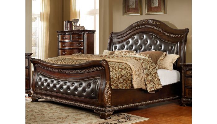 Ledelle Traditional Sleigh Bedroom, King Size Leather Sleigh Bed