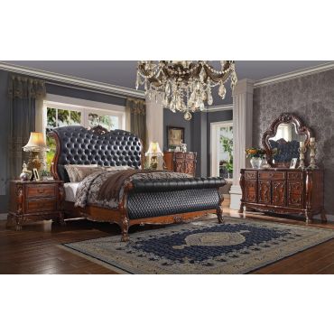 Dresden Traditional Style Bed Tufted Leather