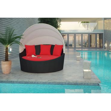 Fiesta Pool Area Daybed With Canopy