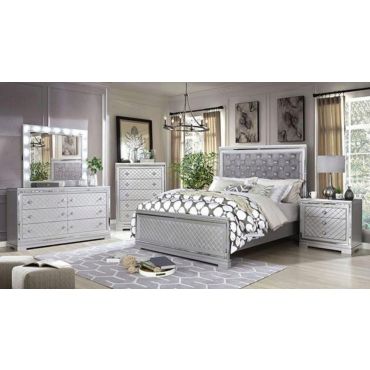 Hillary Silver Finish Mirrored Bedroom Set