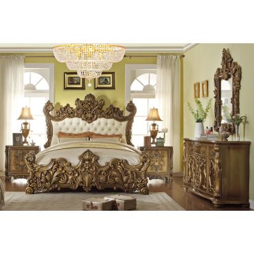 Reventon Traditional Style Bedroom Furniture