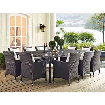 Vesta Outdoor Table With Ten Chairs