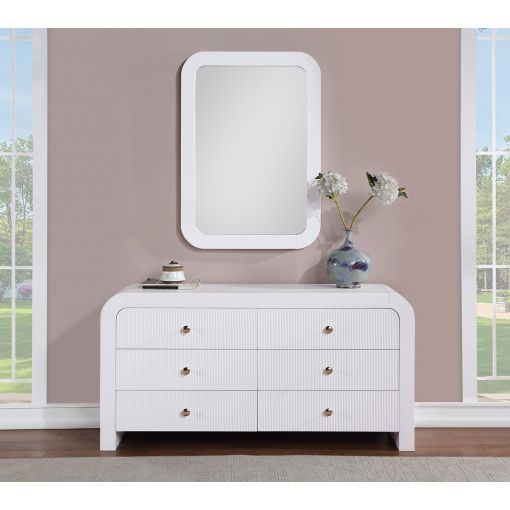 Artisto White Lacquer Dresser