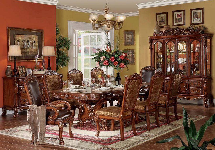 Dresden Traditional Style Dining Collection