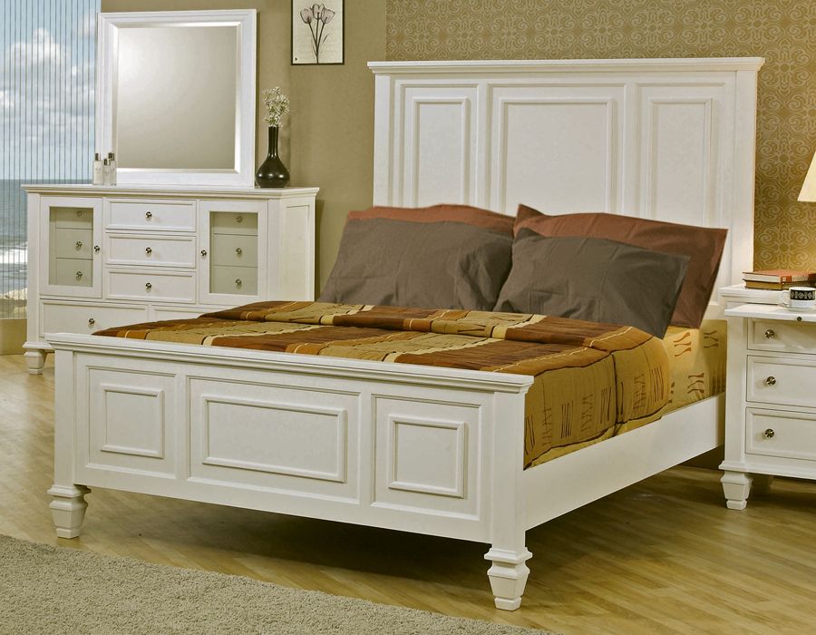 Sandy Beach White Finish Bed