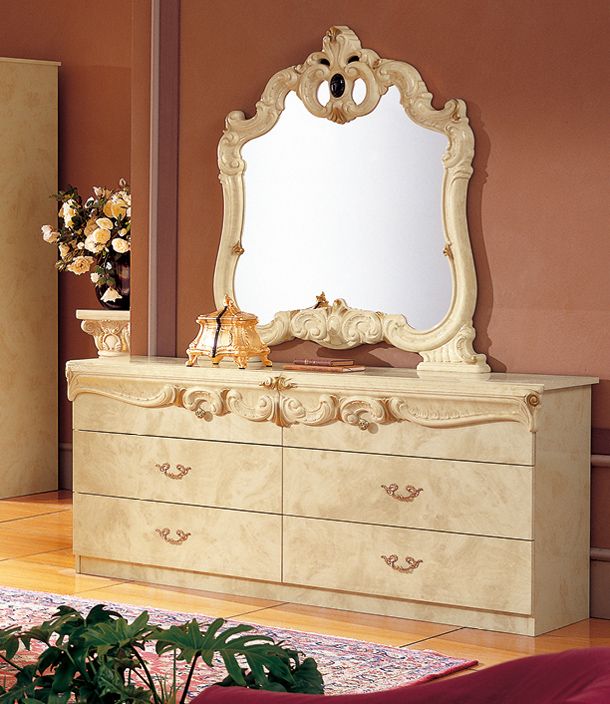 Barocco Ivory Classic Italian Dresser With Mirror