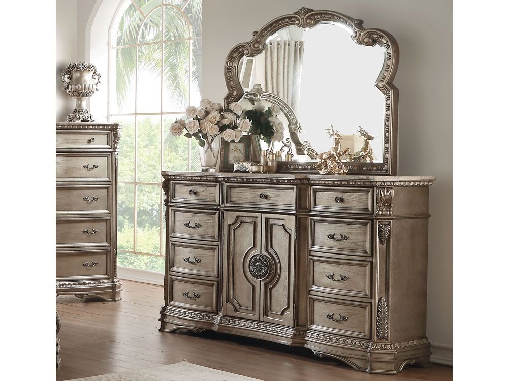 Bulova Traditional Style Dresser With Mirror