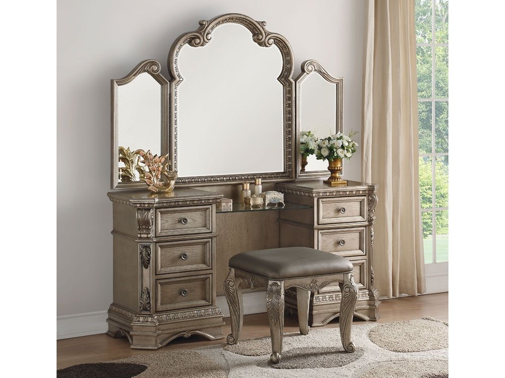 Bulova Traditional Style Vanity Set