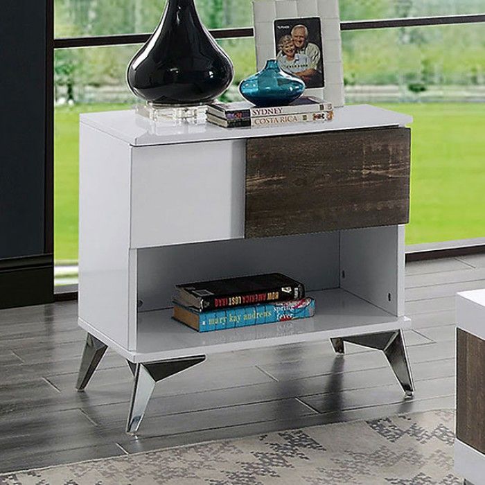 Cascio End Table With Drawer