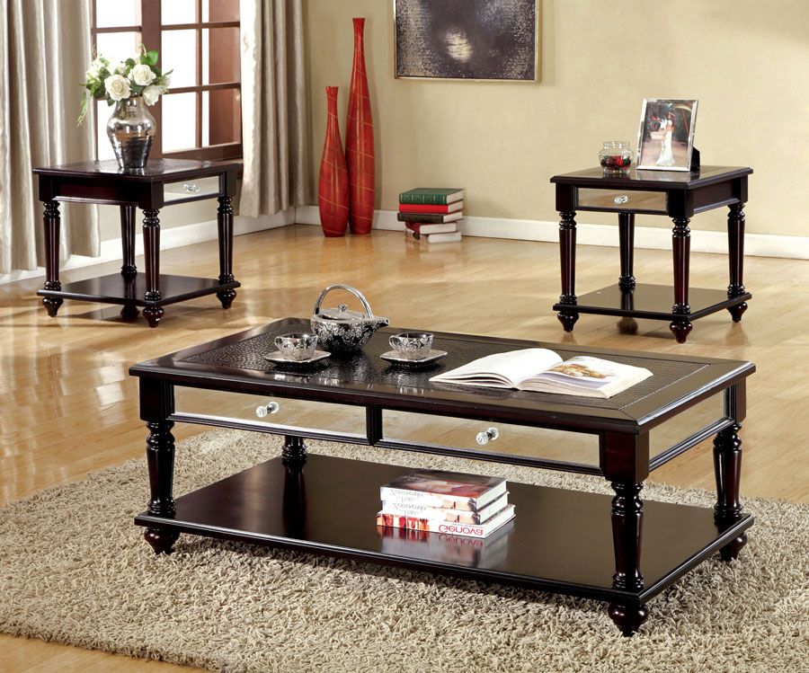 Race Traditional Style Coffee Table Set