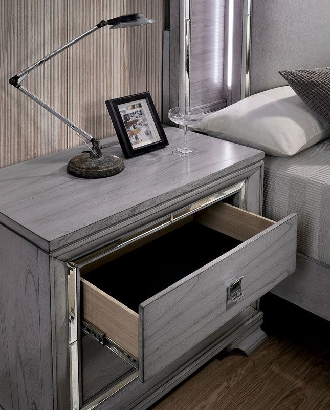 Diana Night Stand With Mirror Accents
