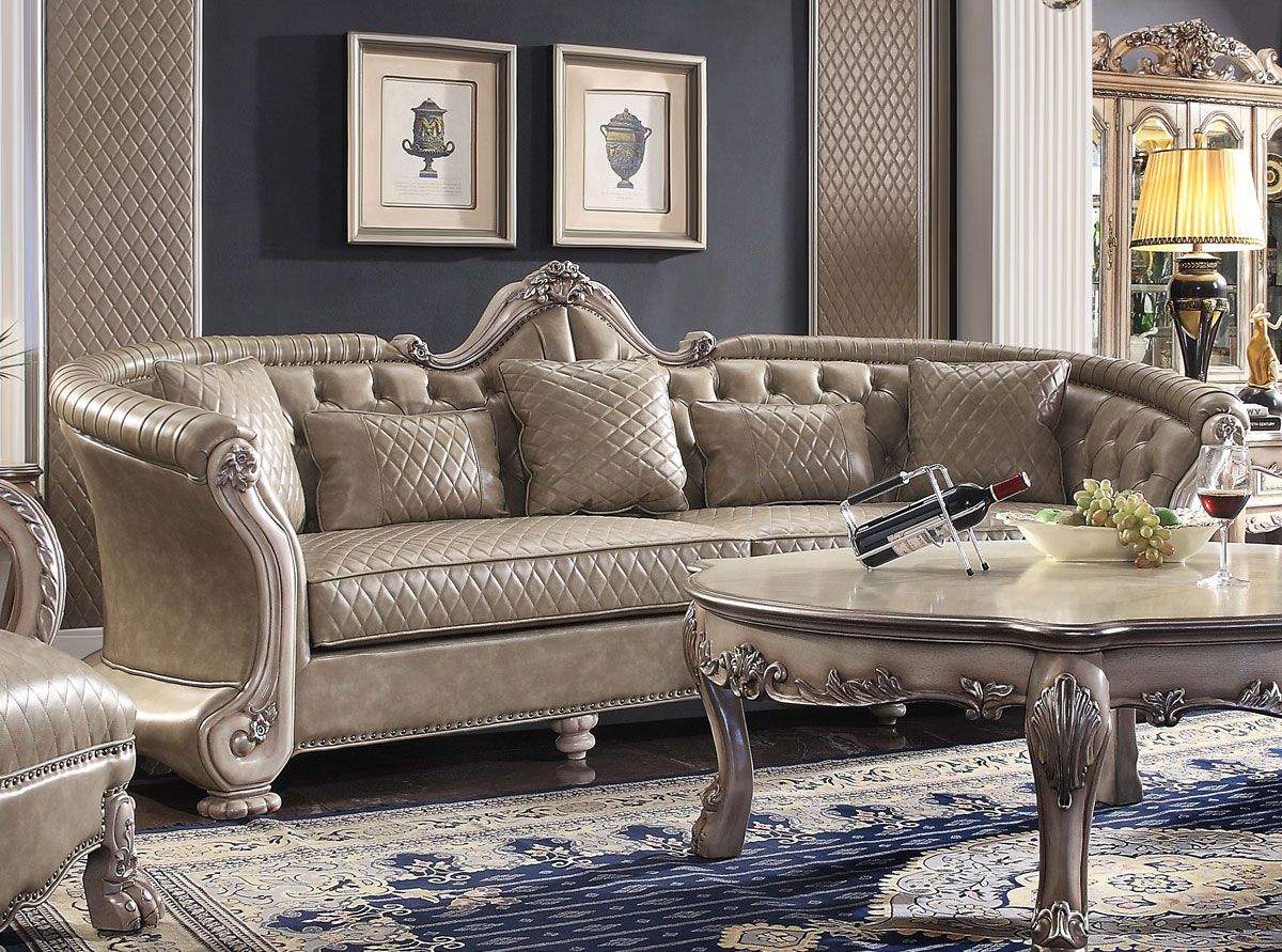 Dresden Traditional Style Sofa