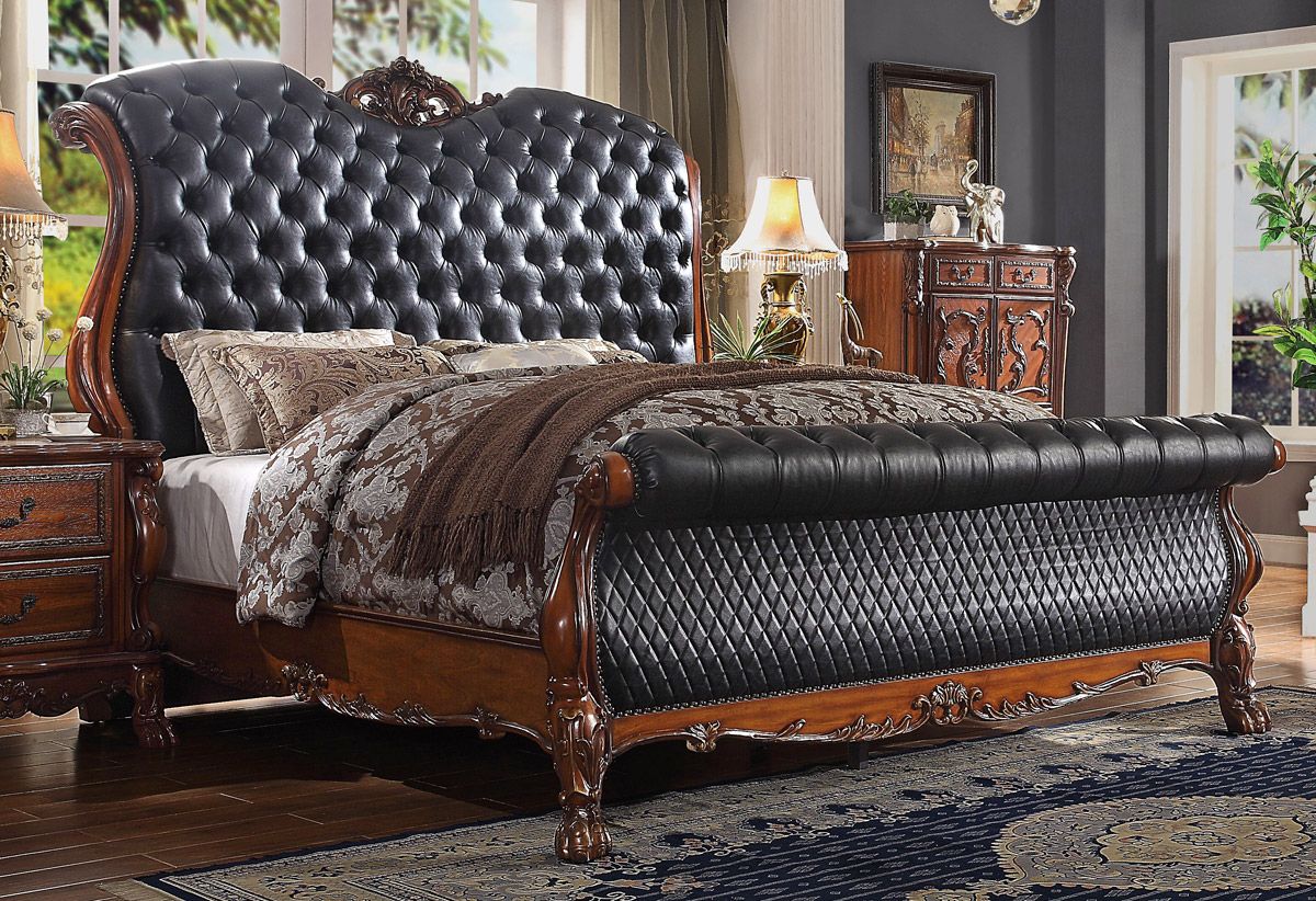Dresden Black Tufted Leather Bed