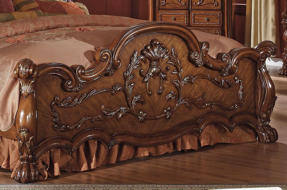 Dresden Traditional Style Bed Footboard