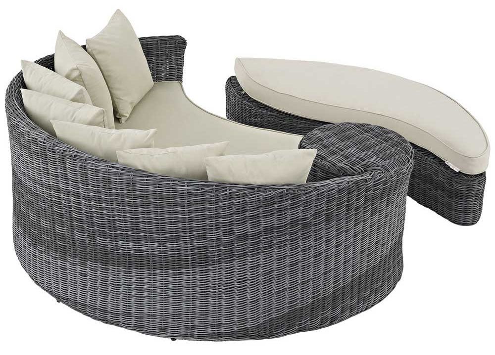 Summon Outdoor Patio Daybed Details