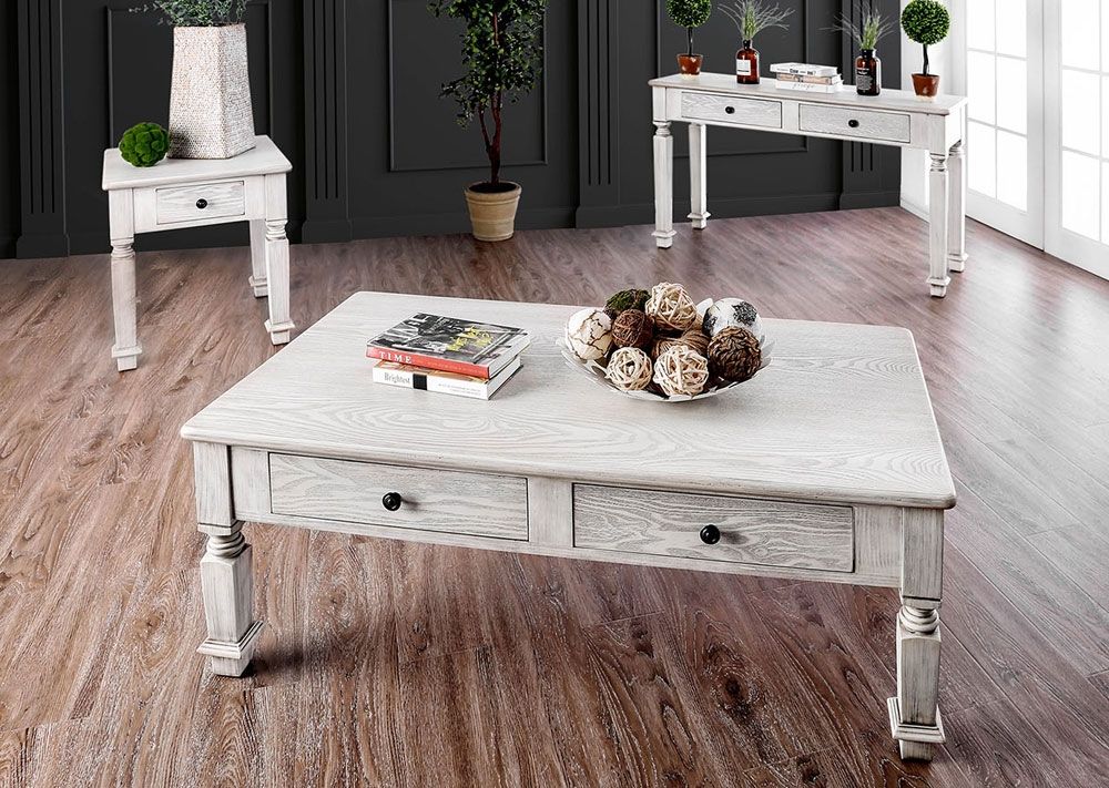 Fargo Traditional Coffee Table With Drawers