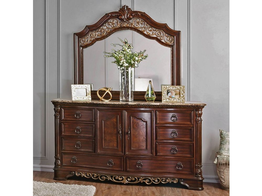 Fletcher Traditional Dresser With Mirror