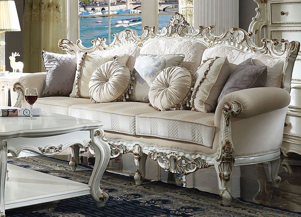 Francis Traditional Style Sofa