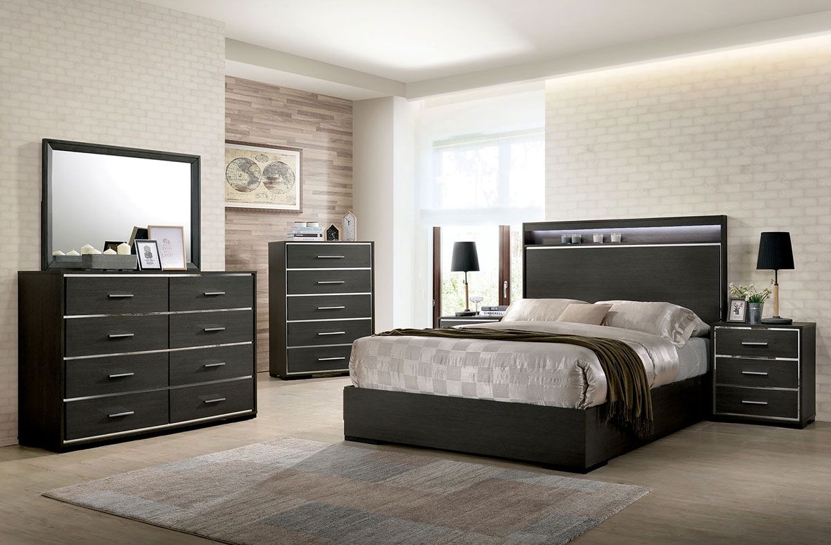 Gerrard Contemporary Bed With Mirror Accents