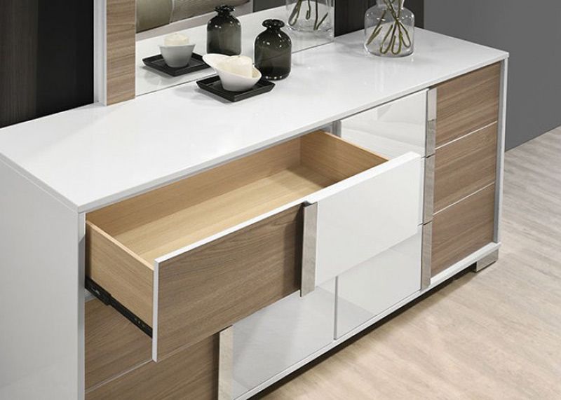 Glendale Dresser Details