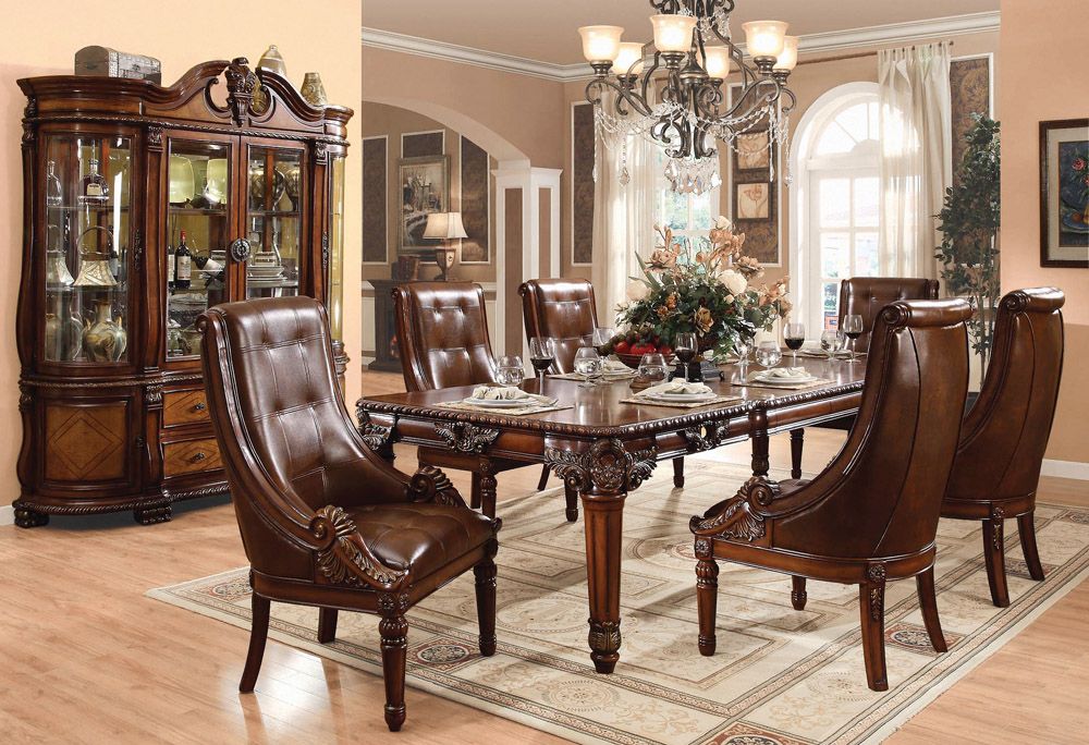 Greco Traditional Style Dining Table Set