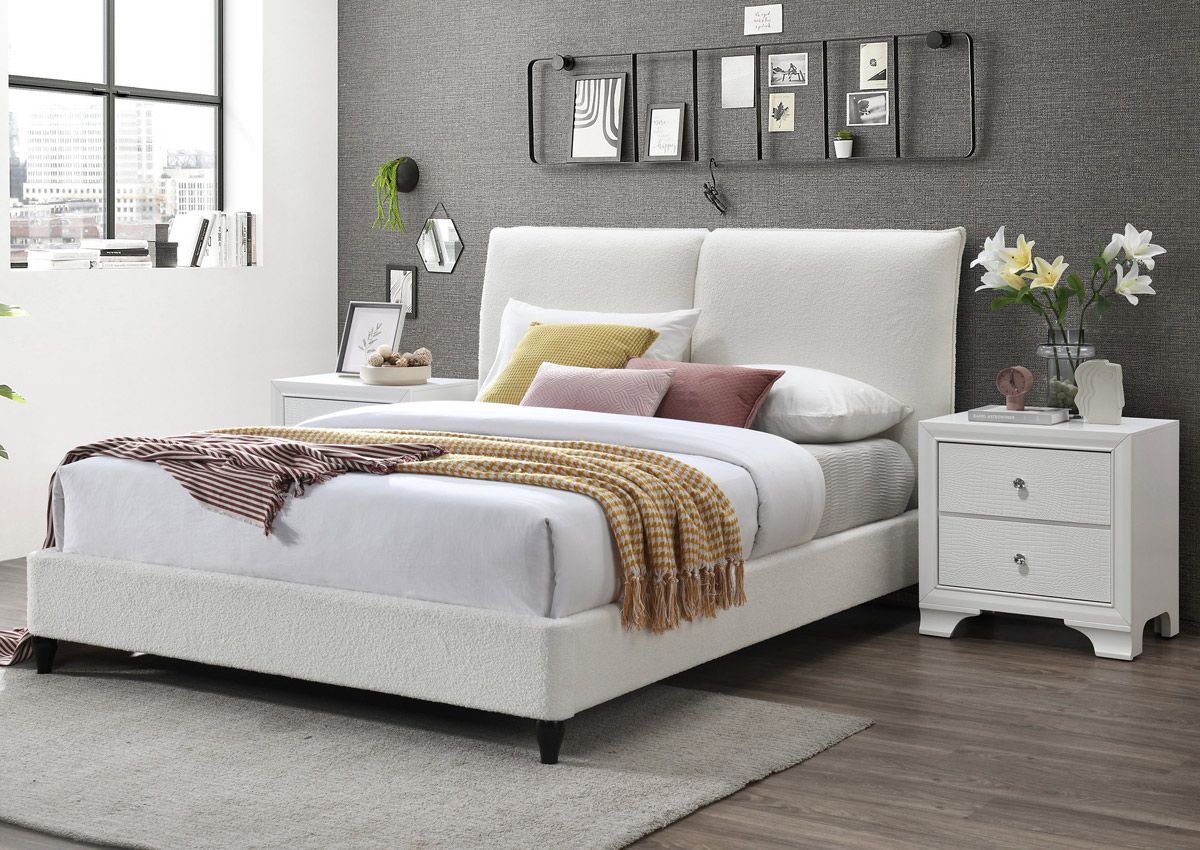 Harstad White Boucle Bed