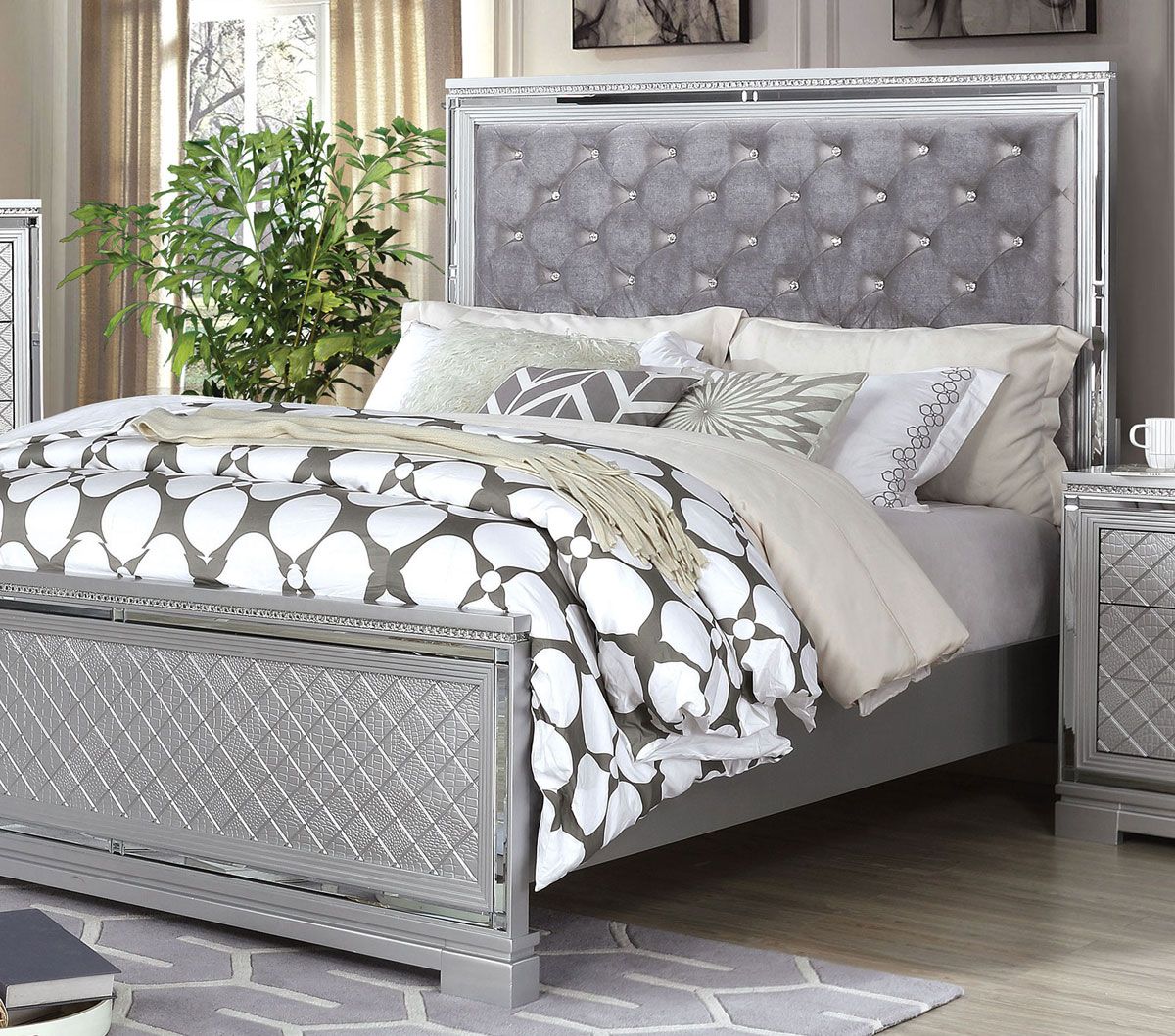 Hillary Silver Finish Mirrored Bed