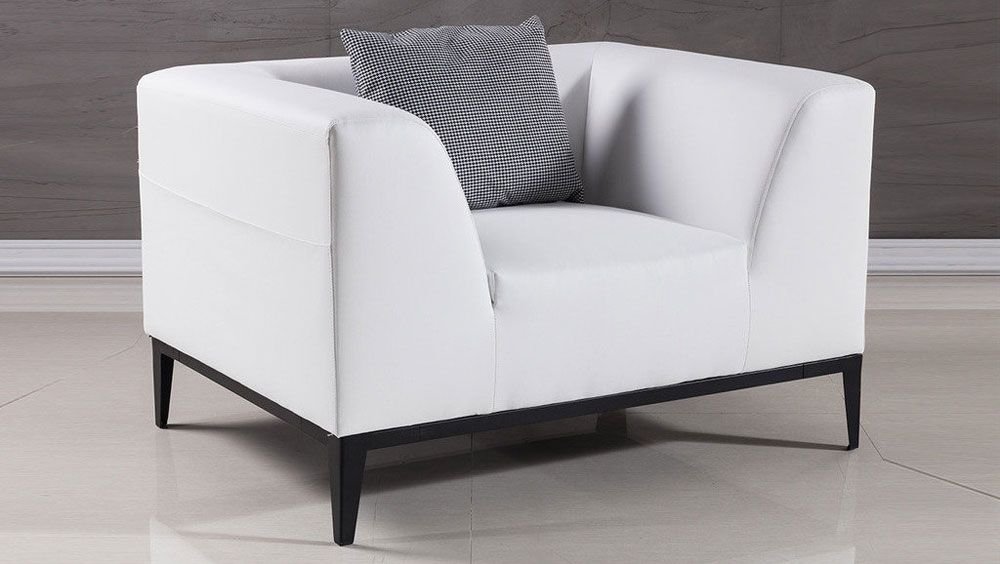 Izzy White Leather Modern Chair