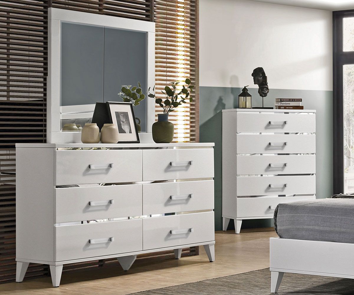 Jasper White Finish Dresser