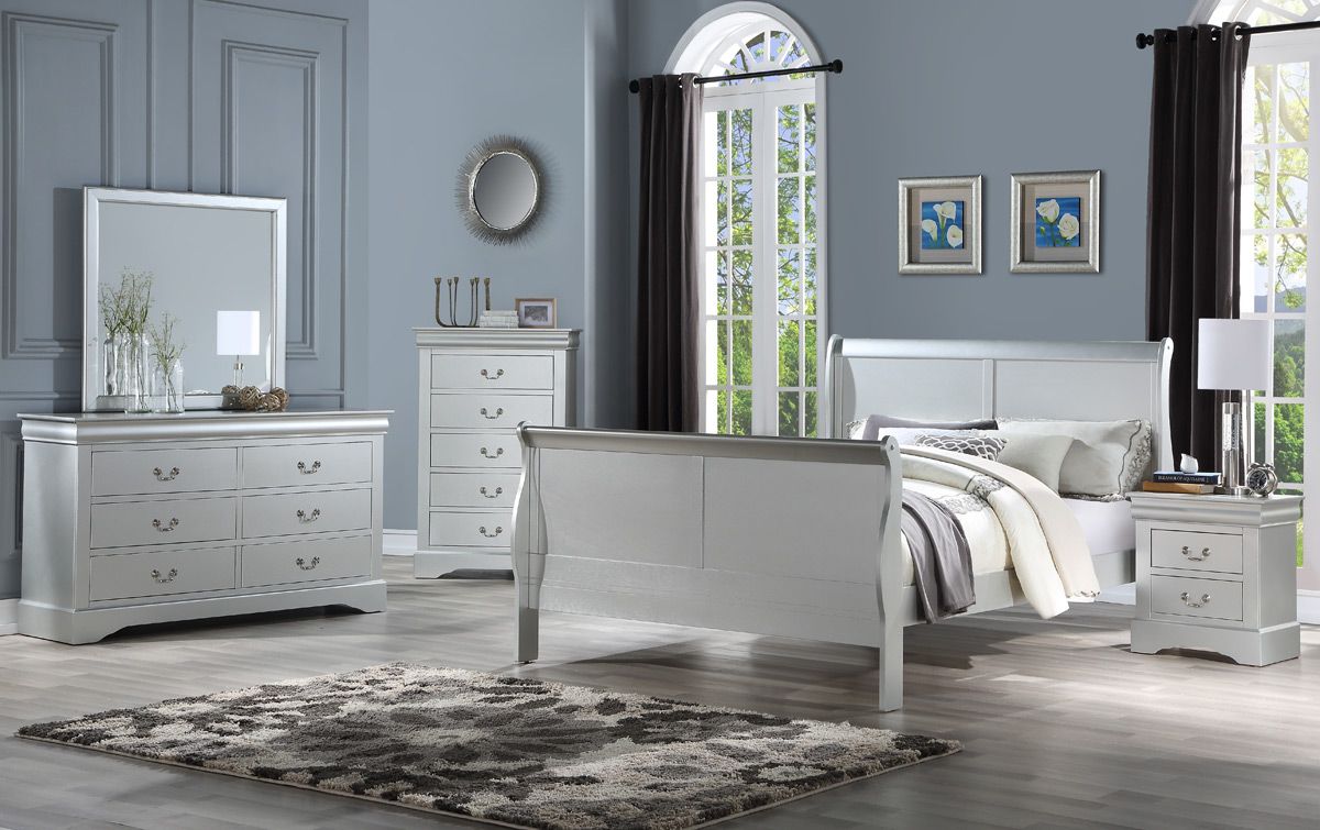 Louis Philippe Platinum Finish Sleight Bedroom