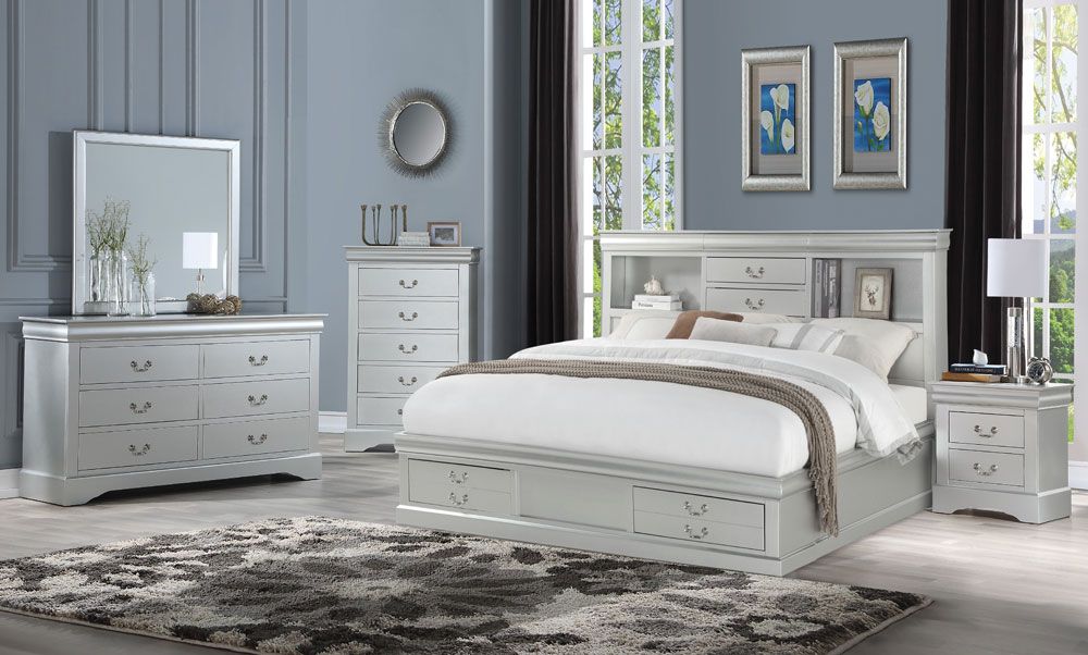Louis Philippe Silver Bed With Drawers