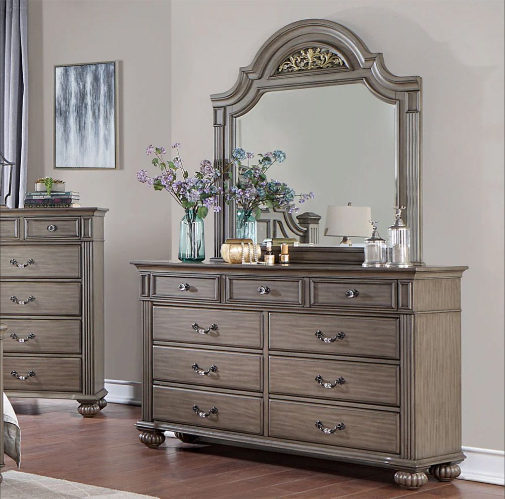 Louisa Grey Finish Traditional Dresser With Mirror