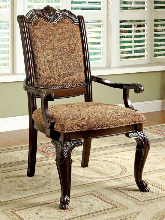 Marisol Traditional Style Arm Chair