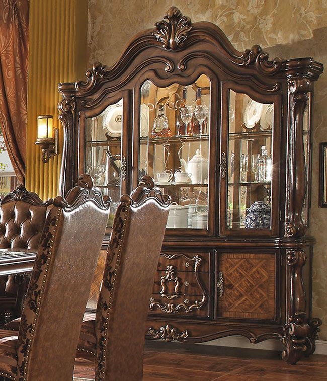 Marlyn Brown Finish Traditional Style China Cabinet