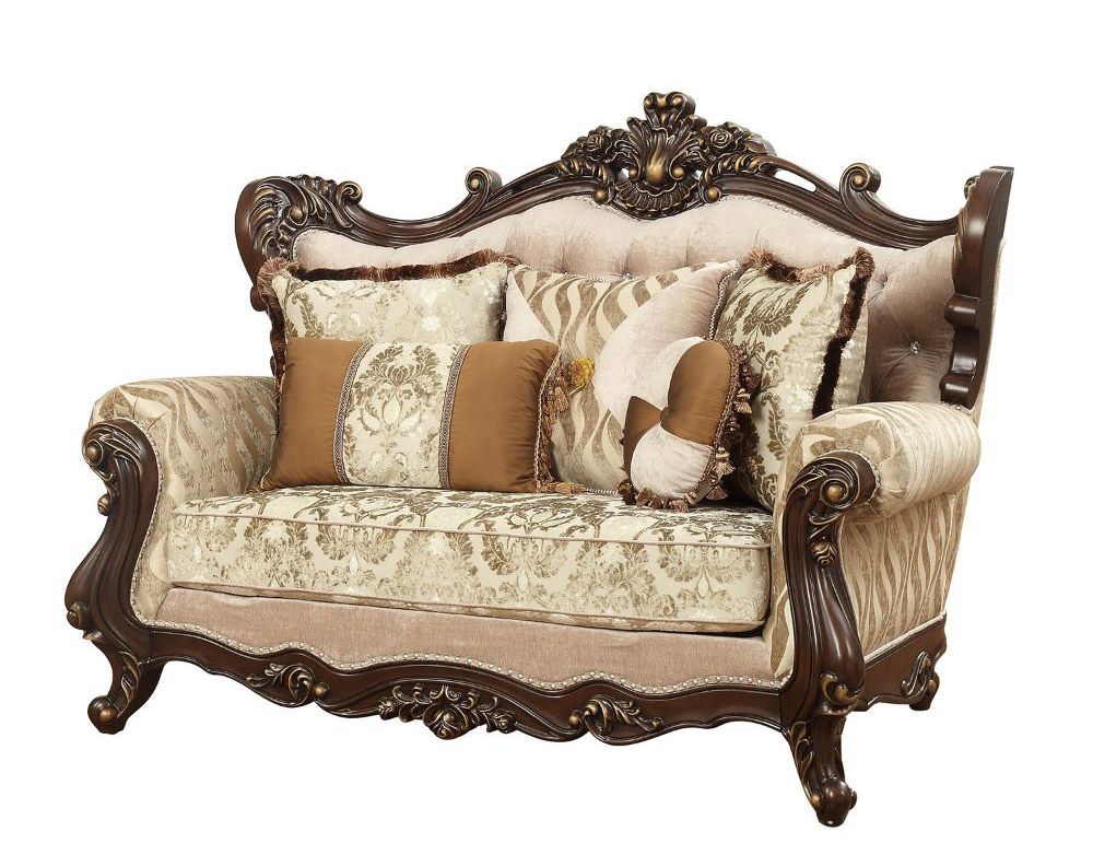 Mauzac Traditional Style Loveseat