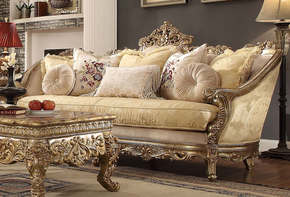 Medichi Traditional Style Sofa