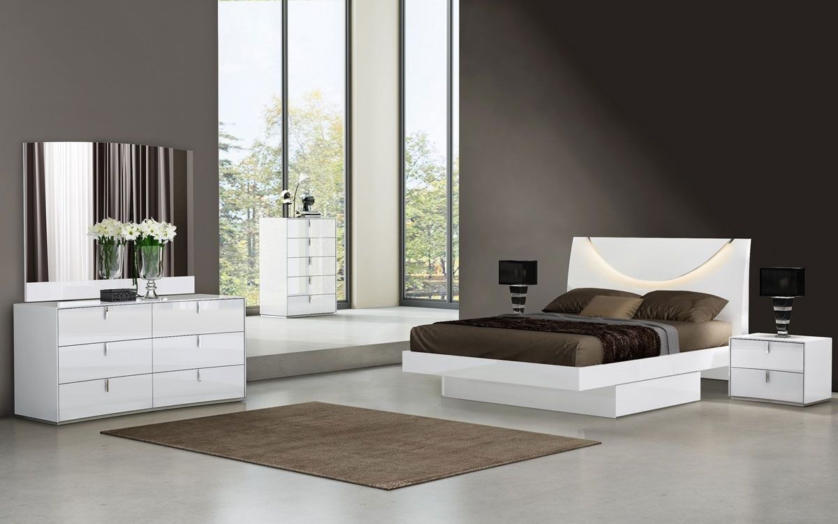 Memphis Modern Platform Bed With Drawers