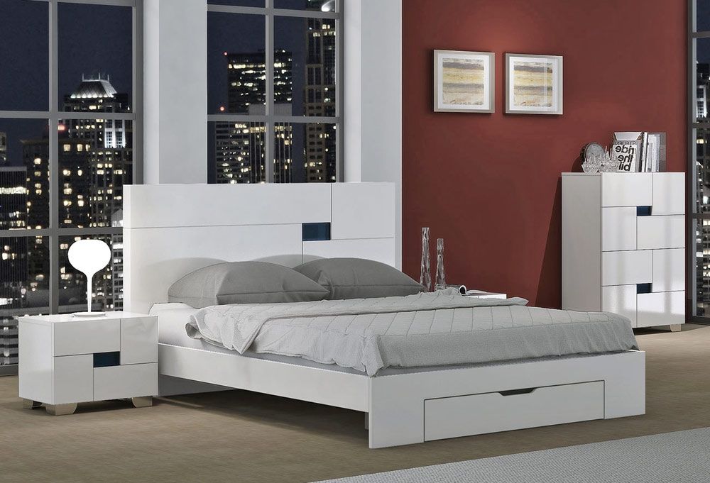 Misty White Modern Platform Bed