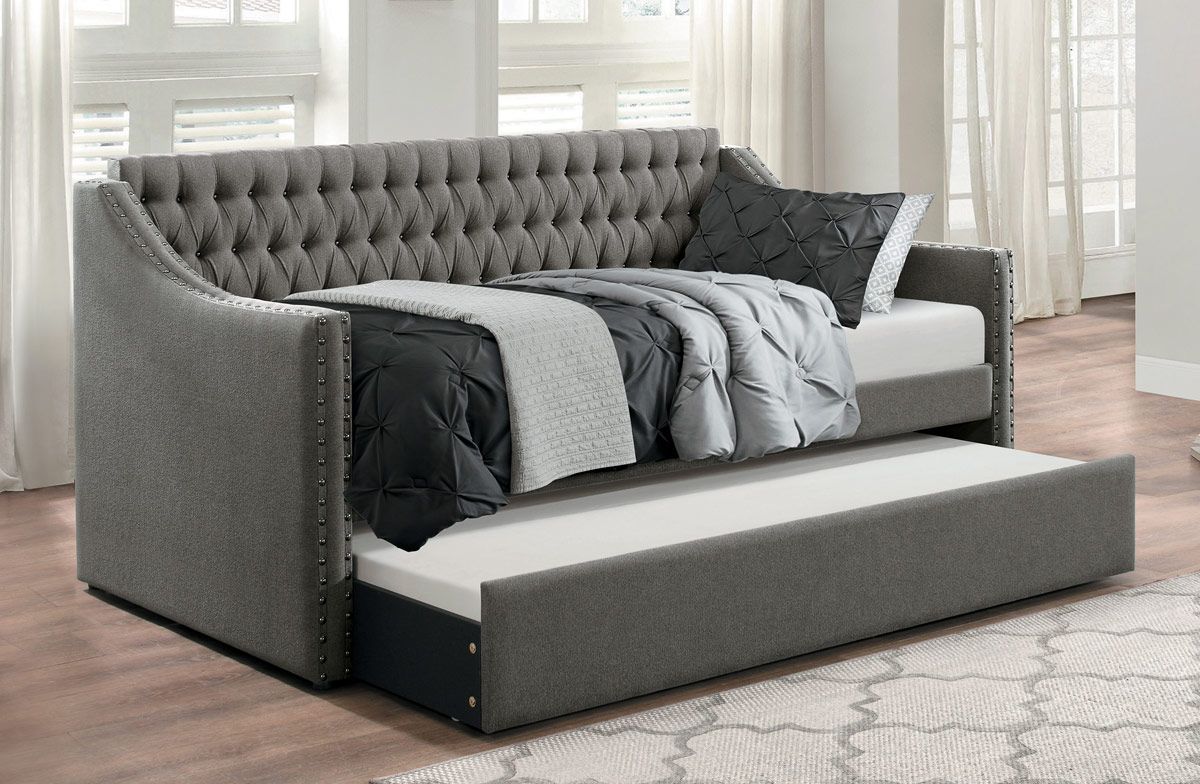 Trundle bed comforters top