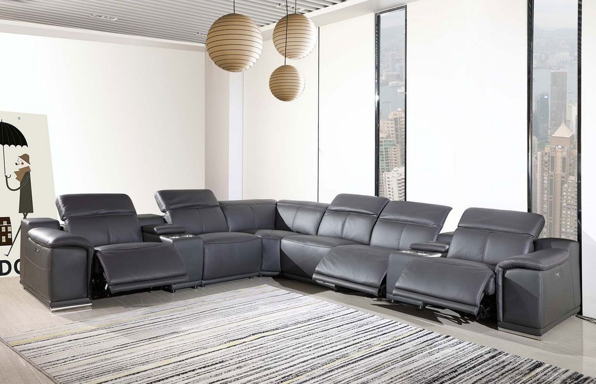 Nieves Grey Sectional With 2 Consoles