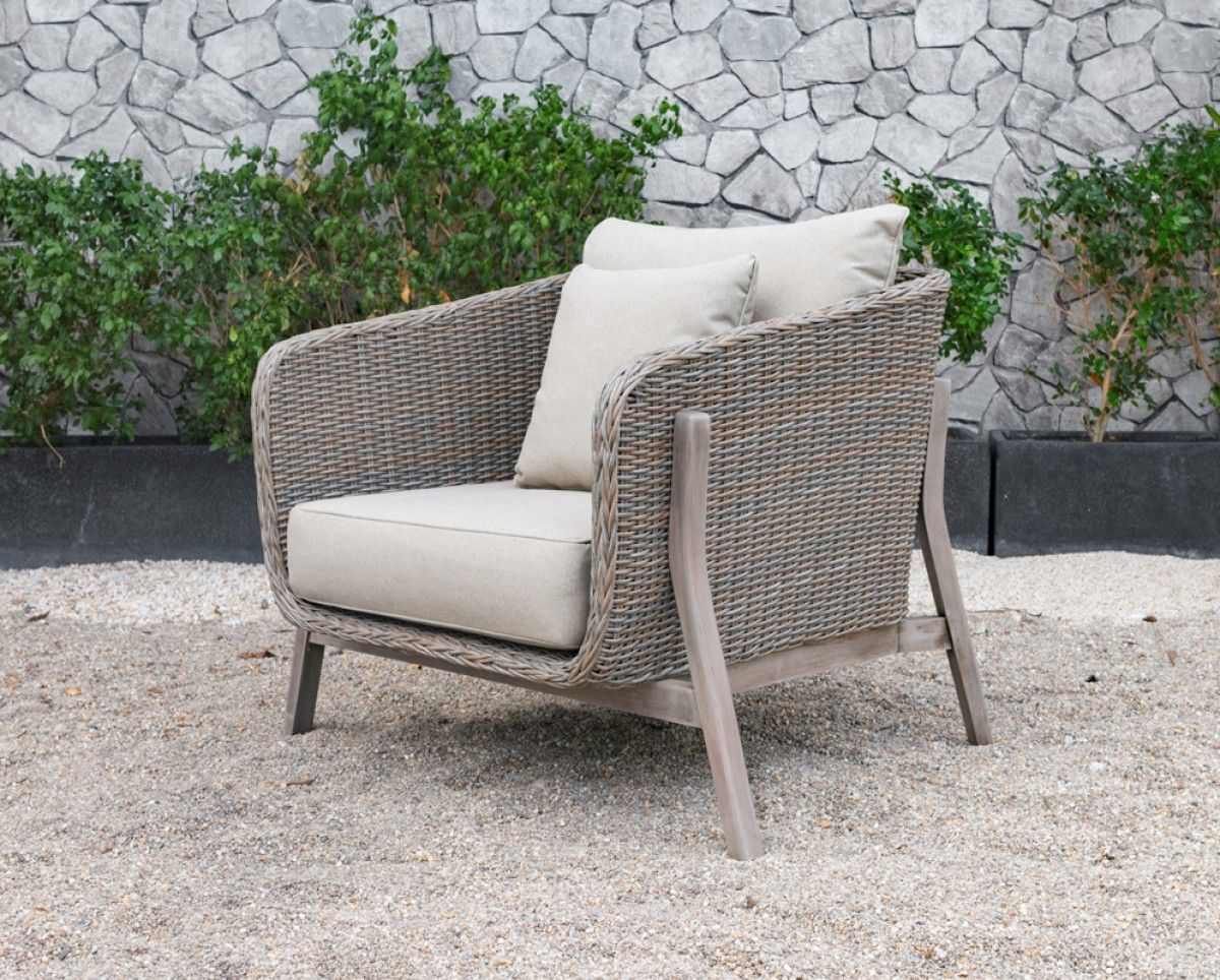 Olina Outdoor Chair