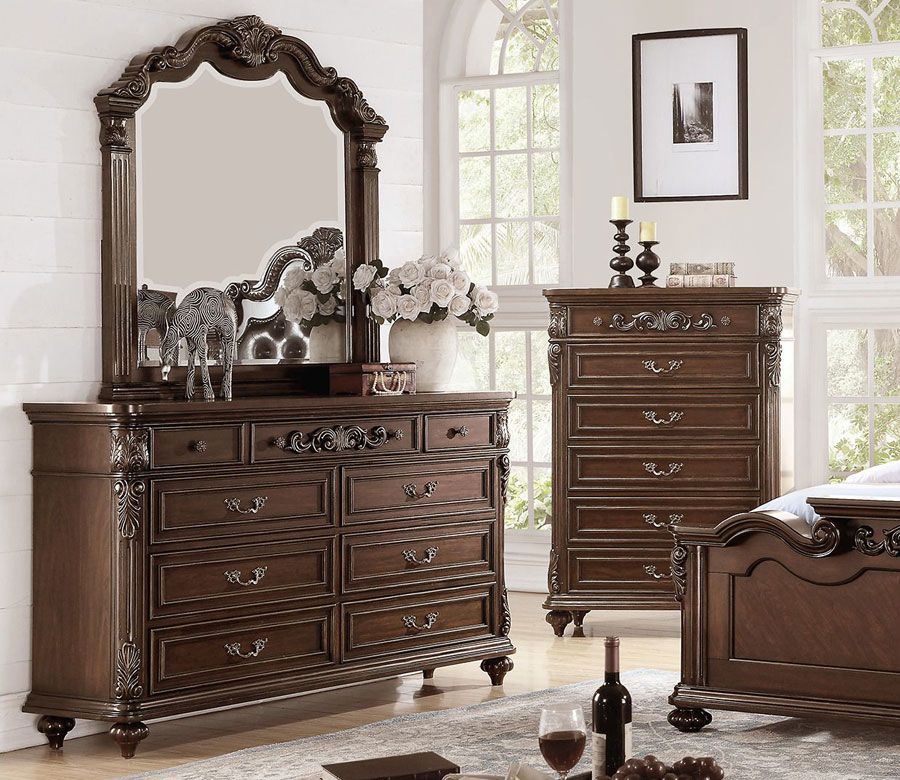 Ponderosa Traditional Dresser