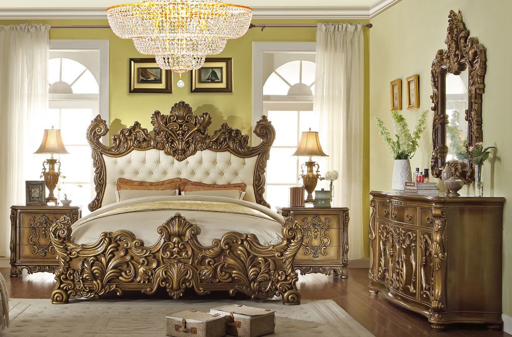 Reventon Traditional Style Bedroom Furniture