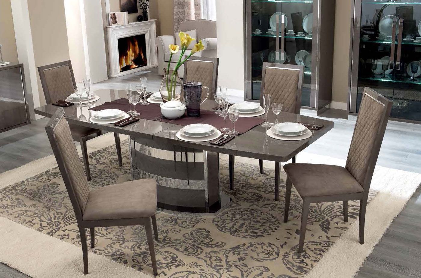 Roma Grey Lacquer Dining Table Set