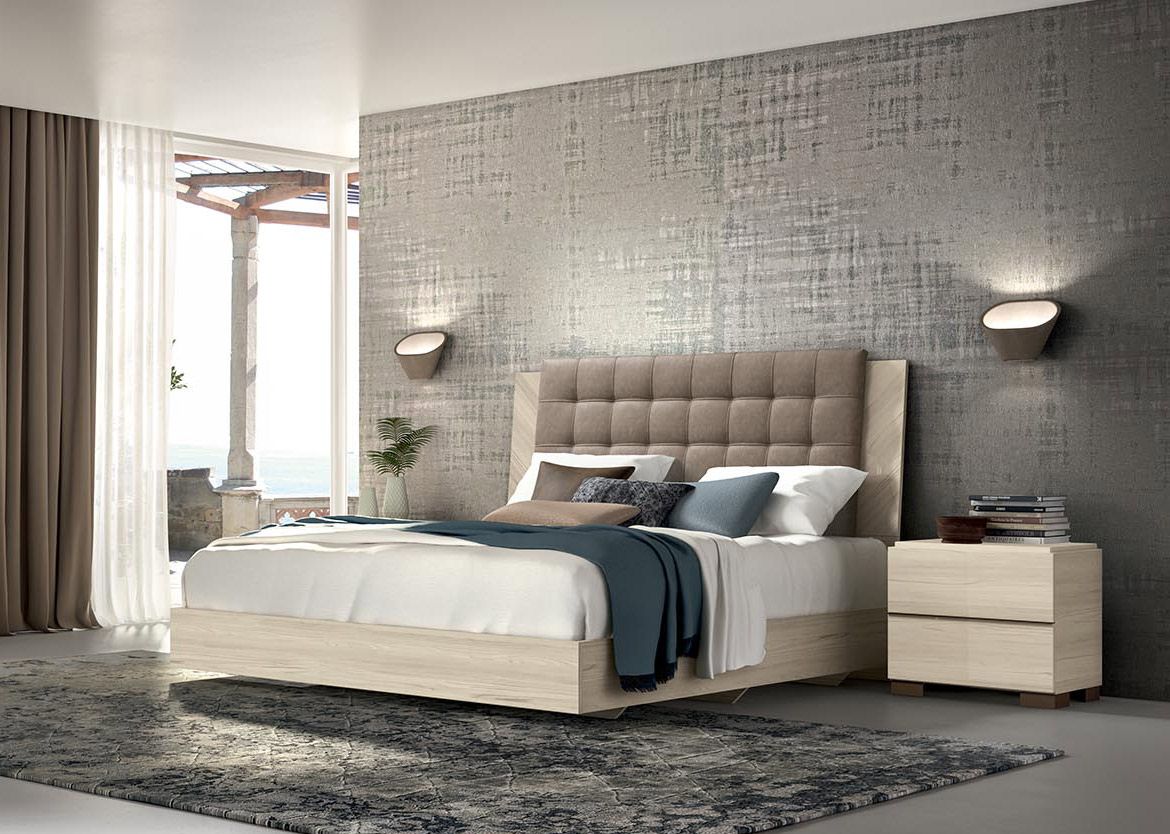 Ronda Lacquer Finish Platform Bed