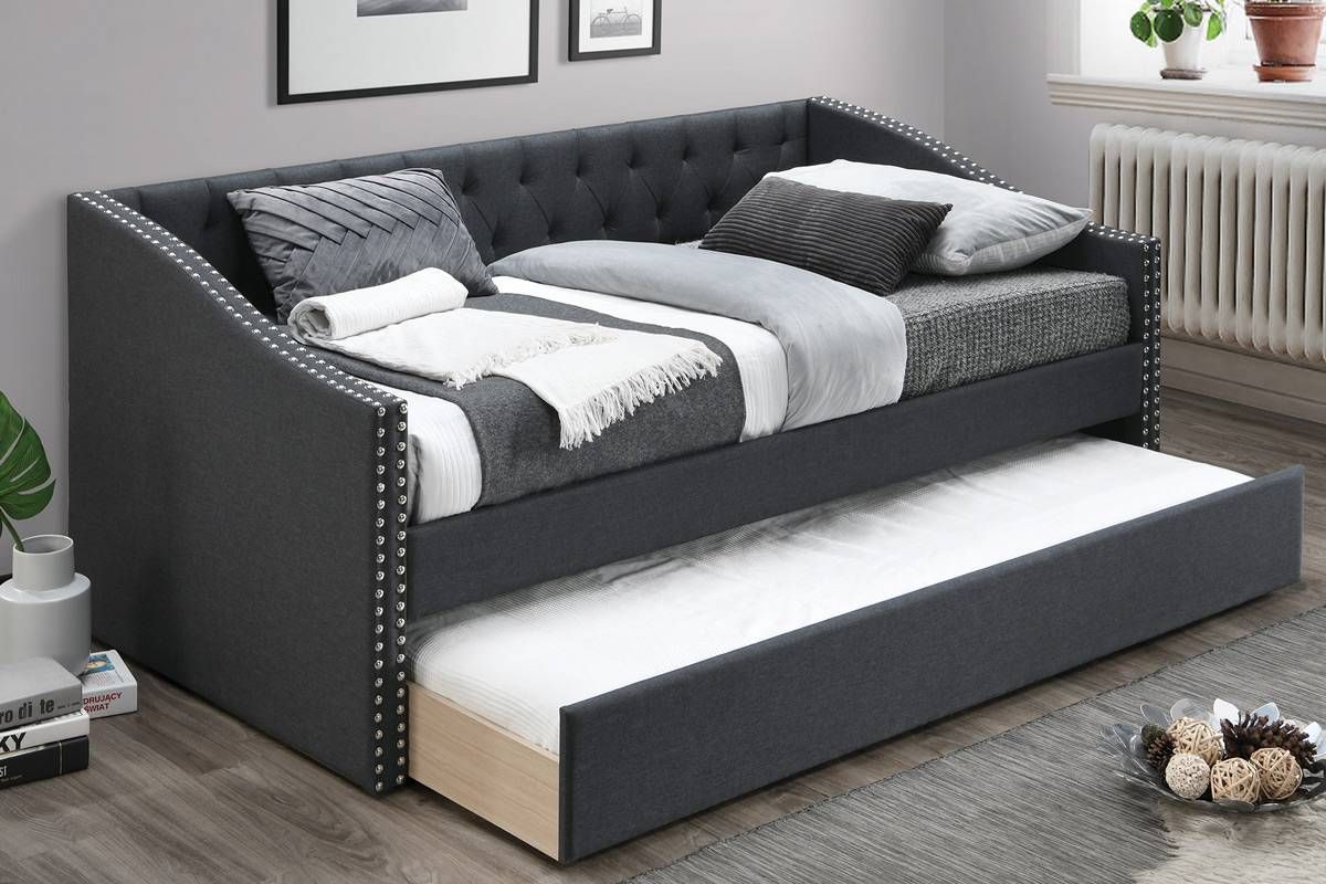 Rossburg Charcoal Daybed With Trundle