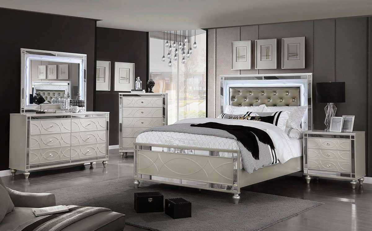 Royale Mirrored Accents Contemporary Bed