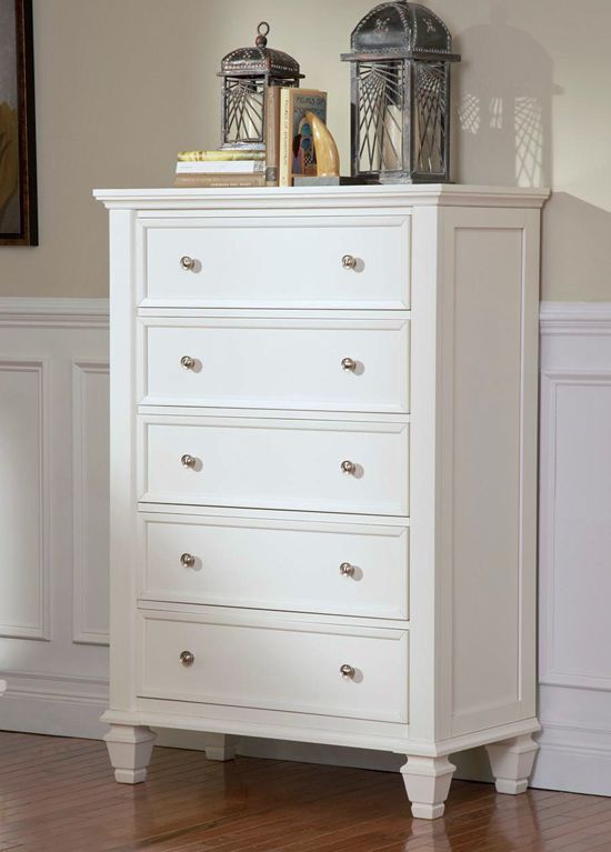 Sandy Beach White Finish Chest