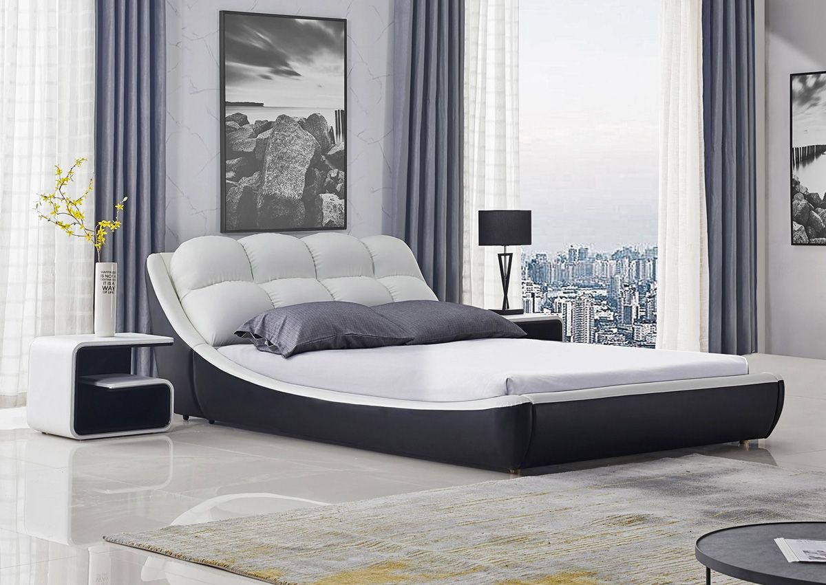 Santuzza Modern Leather Bed